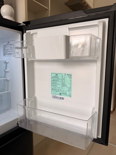 【こうにゅうしゃかくてい購入者確定】ほぼ新品!! ハイセンス 135リットル冷蔵庫 1万円 (*ˊᵕˋ*)