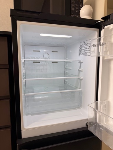 【こうにゅうしゃかくてい購入者確定】ほぼ新品!! ハイセンス 135リットル冷蔵庫 1万円 (*ˊᵕˋ*)