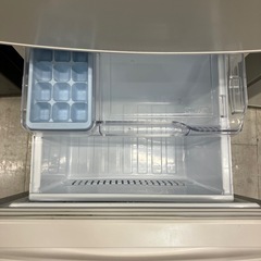 安心の6ヶ月間保証つき！MITSUBISHI 2ドア冷蔵庫 2021年製　146L【トレファク堺福田店】の画像