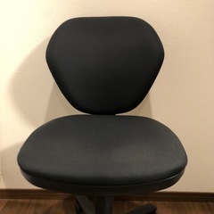 オフィスチェアの画像