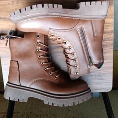 新品 22.5cm レディース ブーツ ブラウン 厚底 シューズ 普段着 識別番号:【B021-S】の画像