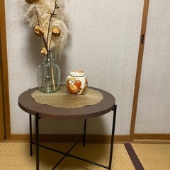 ニトリローテーブルの画像