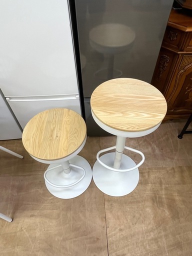 美品✨お得な2脚セット!! 激安!! カウンターチェア  バースツール 高さ調節可