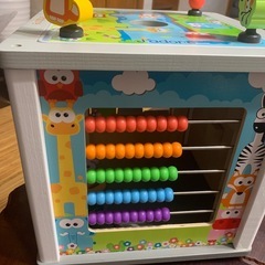 木製アクティビティプレイセンターの画像