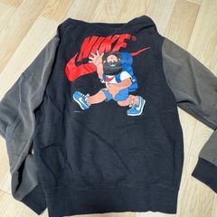 NIKE Ｍの画像
