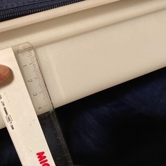 収納袋付き。中に収納スペースあるマナ板の画像