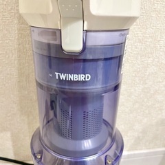 サイクロン スティック型クリーナー 商品コード : TC-E117W カラー ホワイト／ノンフロン冷凍冷蔵庫の画像