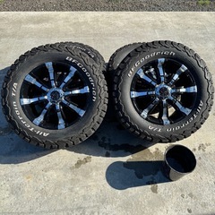 夏タイヤ付き ホイールの画像