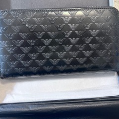 アルマーニ　長財布の画像