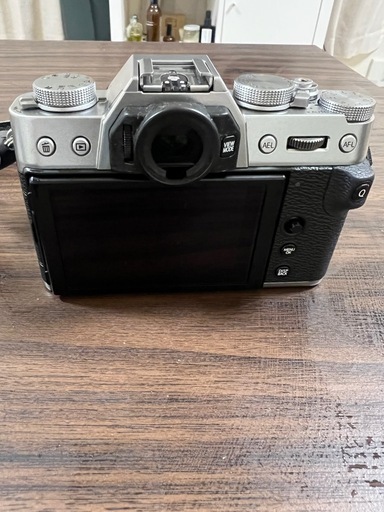 【美品】FUJIFILM X-T30 シルバー＋XF18-55mm