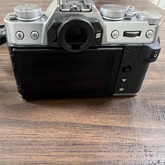 【美品】FUJIFILM X-T30 シルバー＋XF18-55mmの画像