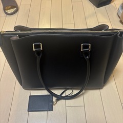 トートバッグ　トートバック　黒色　シンプル　ブラック　zozotown ゾゾタウン　紺色　ネイビー　黒色　ブラック　オシャレ　仕事　　　の画像