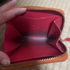 オレンジ財布ですの画像