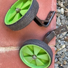 【取引中
】自転車　子供用14インチ　補助輪付の画像