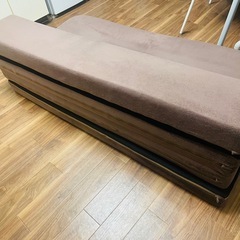 ソファーベッド　ダブルベッドの画像