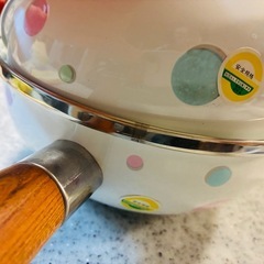 【未使用品】水玉模様♬ ホーロー片手鍋2個セットの画像
