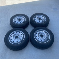 バリ溝　スタッドレスタイヤ　