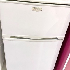 サイクロン スティック型クリーナー 商品コード : TC-E117W カラー ホワイト／ノンフロン冷凍冷蔵庫の画像