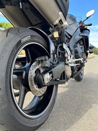 Yamaha YZF-R1 ブラック 低走行 2010年式 逆車 車検2年付き