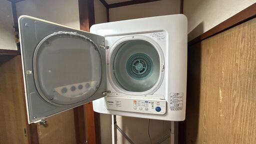 乾燥機　TOSHIBA ED-60C　6kg　＋　専用台