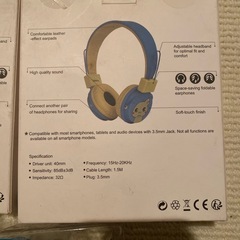未使用品キッズ向けイヤホン青/黄2個の画像