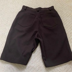 ブラウンのハーフパンツの画像