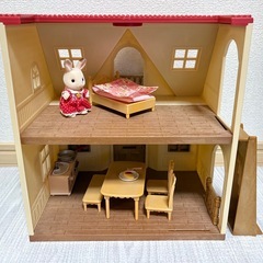 ※訳あり価格※シルバニア はじめてのシルバニアファミリー 人形付きですぐ遊べます❁¨̮の画像