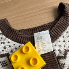 【美品】H&M ベビーロンパース　70 長袖　ニットの画像