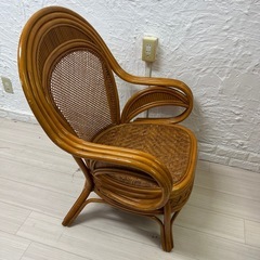 ラタン家具の椅子、おしゃれ椅子、大きい椅子、蒸れないチェアの画像