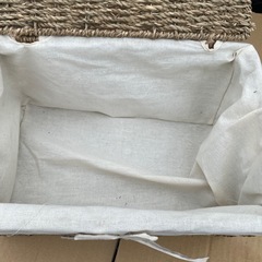 天然素材バスケット（内布付き）3個の画像