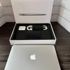 ⭐️超美品 ⭐️かわいい保護ケース付(新品)💕MacBook Air 13インチ/Early 2015 /A1466/macOS Monterey/ Core i5 1.6GHz(2.7GHz)/メモリ4GB/SSD 128GB/JIS配列/元箱付/バッテリー正常🔋✨の画像