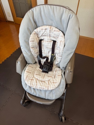 ネムリラ4キャス オートスウィング（アカチャンホンポ先行販売品）