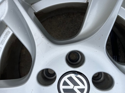 15インチボルベットホイール付スタッドレス
4本