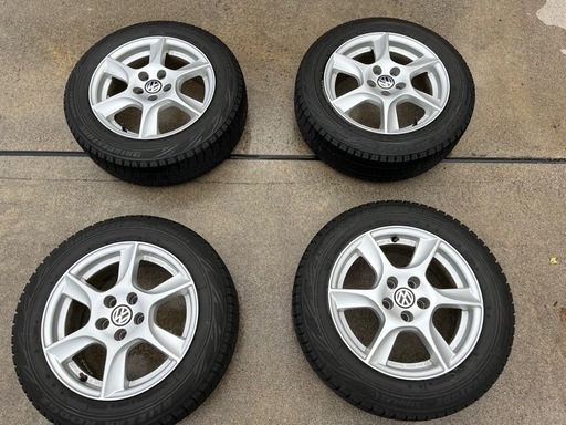 15インチボルベットホイール付スタッドレス
4本