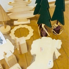 トールペイント　ハンドメイド　ハンドクラフト　手芸　白木　素材　木　家　リース　クリスマスの画像