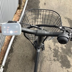 716  ベルテック新機種電動アシスト自転車折りたたみ20インチ　ブラックボディーの画像