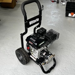 エンジン式　高圧洗浄機の画像