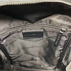 EMPORIO ARMANI ボディ バッグ 斜めがけ鞄 総柄 レザーの画像