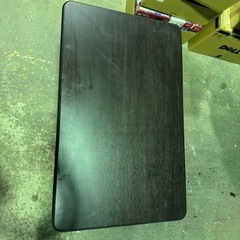 折りたたみテーブルの画像