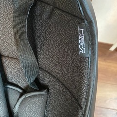 新品ブラックの折りたたみベビーカーの画像