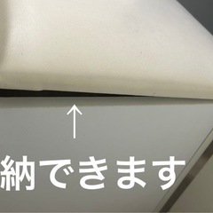 ドレッサー＋椅子＋おまけ照明の画像