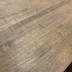 ダイニングテーブルの画像