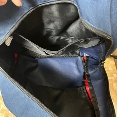 DC リュック 紺・赤の画像