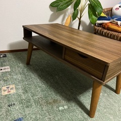 サイドテーブルの画像