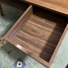 サイドテーブルの画像