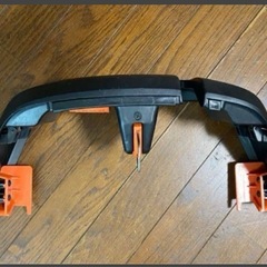 リーフ充電ポートカバーの画像