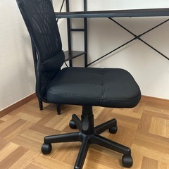 【ラック付き一体型 デスク+ 椅子 オフィスチェア】の画像