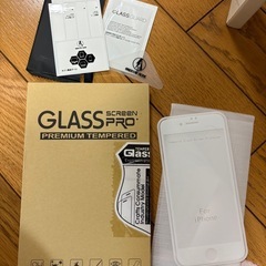 ダイソーiPhoneケース5点/ガラスフィルム3枚の画像