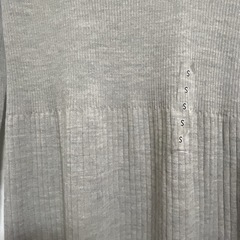 新品タグ付き未着用♡UNIQLOのニットリブタートルネックワンピースです☺️の画像
