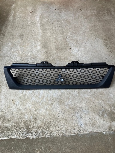 三菱パジェロミニのグリルH53A.H58A